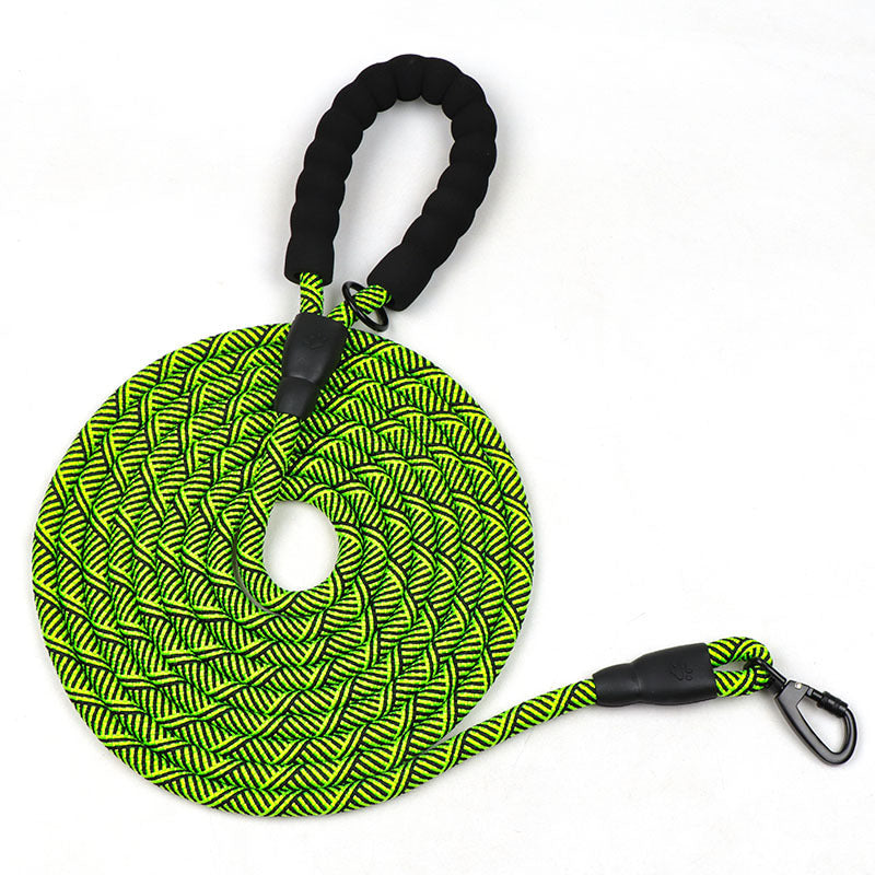 Freedom to Explore – Extra-Long Dog Leash for Ultimate Adventure!